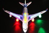 Lietadlo Airbus A380 s hudbou a svetlom