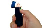 Ultratenký nabíjací USB zapaľovač - modrý