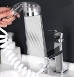 Univerzálna sprchová súprava s vodným filtrom so špirálovou hadicou na vodovodnú batériu