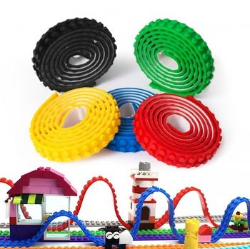 Lepiaca páska kompatibilná so stavebnicami LEGO